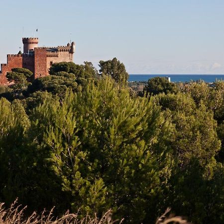Apartments Playa De Castelldefels Exterior photo